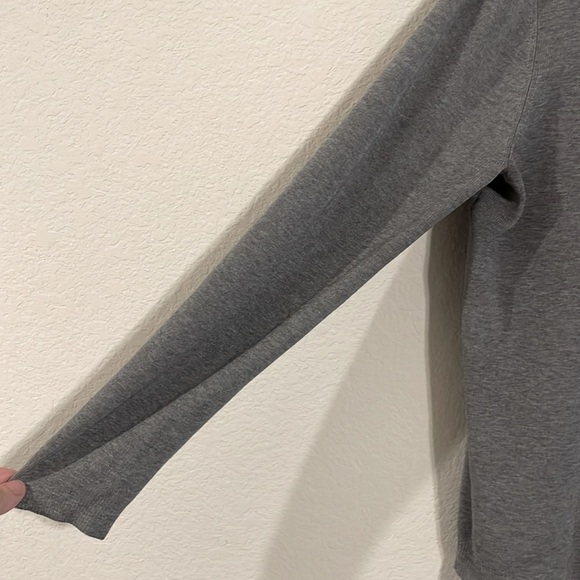 Chico's Women’s Turtleneck Sweater Large Grey Silk Blend Ashlan Basic Classic - Picture 7 of 13